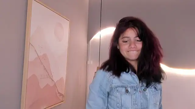 Julieth_brown_ élő XXX-chatje