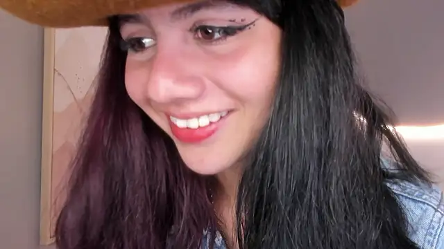 Julieth_brown_のライブXXXチャット