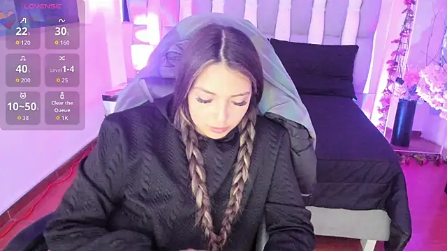 Adaara_Rey Adlı Modelin Canlı XXX Sohbeti