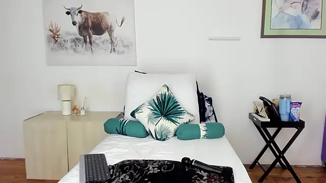 ConnieSmall24's Webcam Show