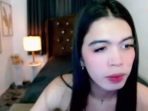 Chat XXX ao vivo de hollyyumiloove