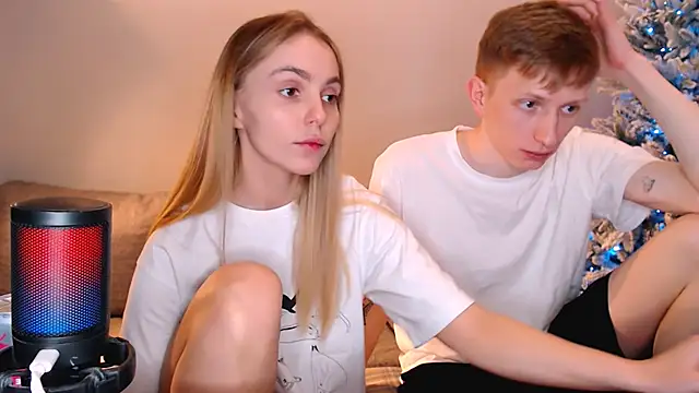 juliaanddima's Live XXX Chat