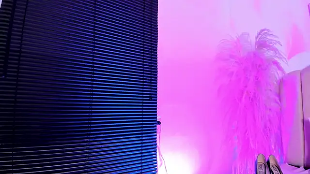 _aithanaa_ live XXX chat