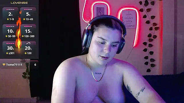 Nika_1_ – Naživo XXX chat