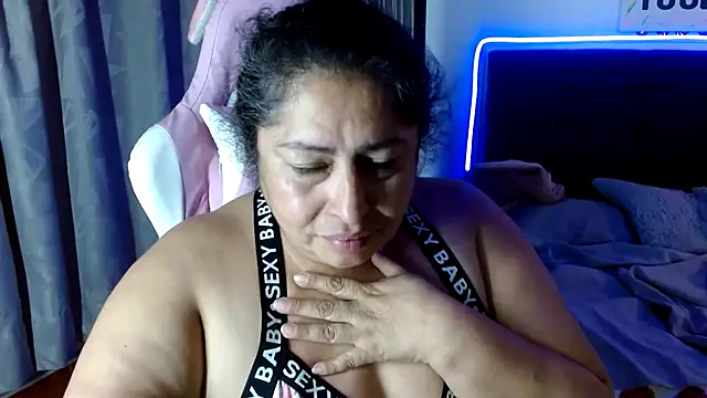 Keyla01_'s Live XXX Chat