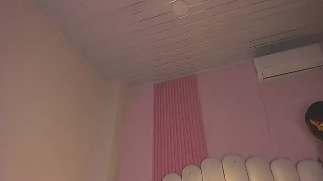 Zoe1_2 – Naživo XXX chat