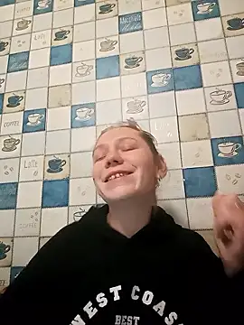 Anna_wey Adlı Modelin Canlı XXX Sohbeti