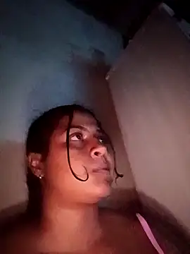 Chat XXX en directo de Giselabrunette25