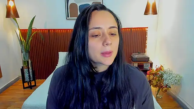 KatherineBond's Live XXX Chat