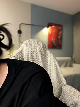 Kiss_My_Body's Live XXX Chat