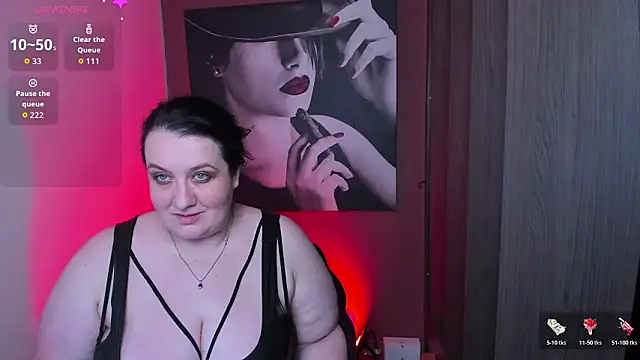 QueenOfHaze's Live XXX Chat