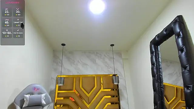 Luciifeer_ élő XXX-chatje