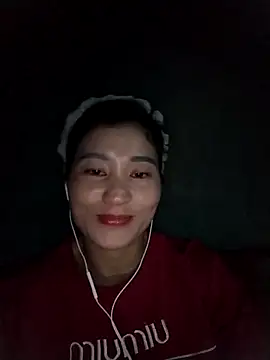 Qoine392's Live XXX Chat