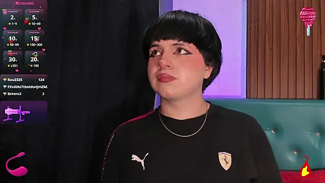 Hiddenhotcake's Live XXX Chat