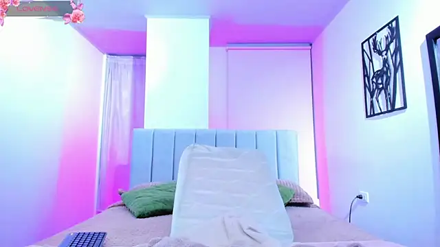 jade7_'s Webcam Show