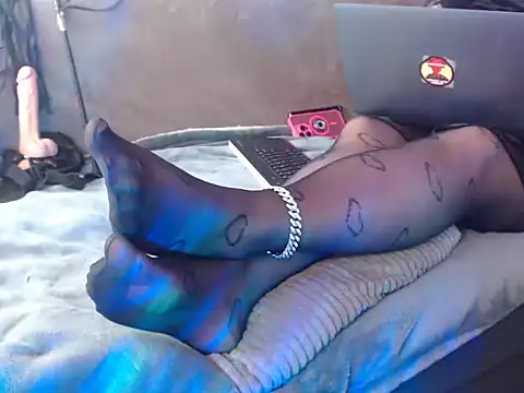 Chatroom XXX en direct de GoddessMonicaAngels