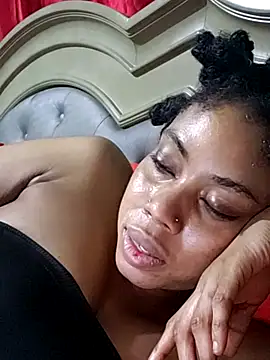 Chat XXX en directo de HONEYSWEETS_LIVE