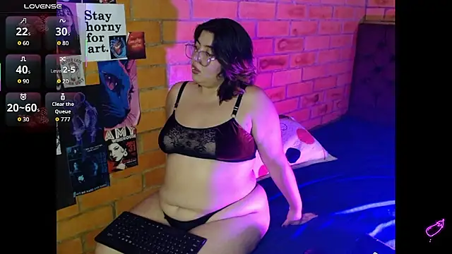 Roxy_f_w Chat XXX live