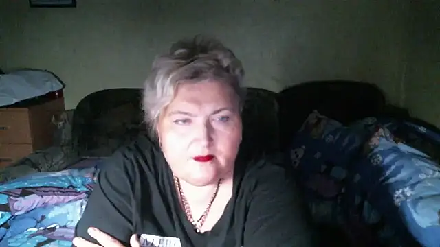 Lana555 即時 XXX 聊天