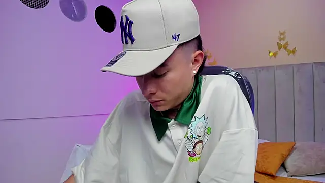 Nascary_Fox's Live XXX Chat