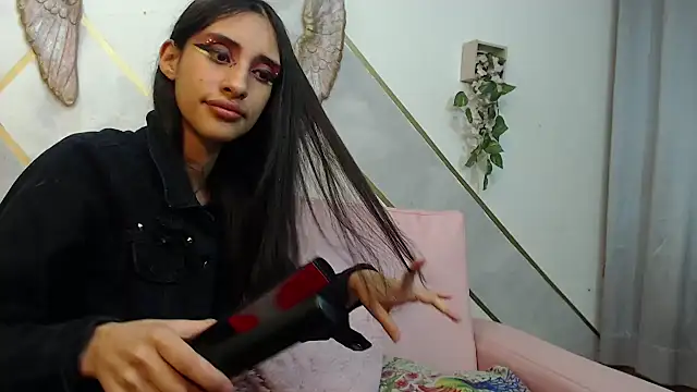 RoxanaCyrano_ live XXX chat