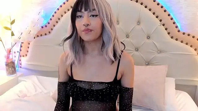 EllaEvanz's Live XXX Chat