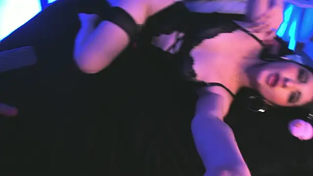 KattEngel Chat XXX in diretta