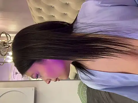 ClaraPasssion 即時 XXX 聊天