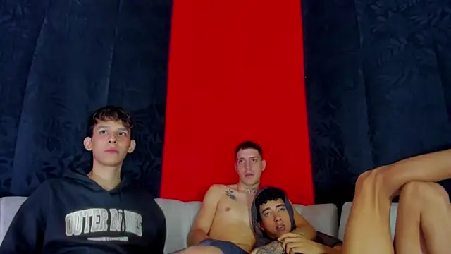 Pleasure_boys_hot Adlı Modelin Canlı XXX Sohbeti