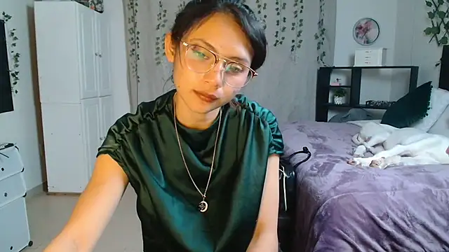 Dama_Scarlata18's Webcam Show