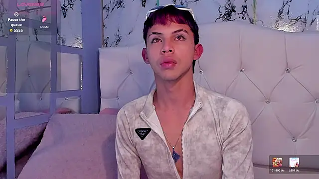 Prince_Apolo's Live XXX Chat