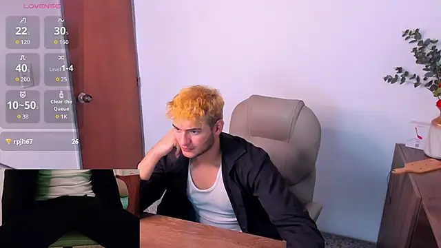 KaelSwitch's Live XXX Chat