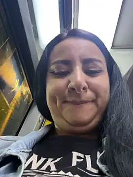 Abril_Luv's Live XXX Chat