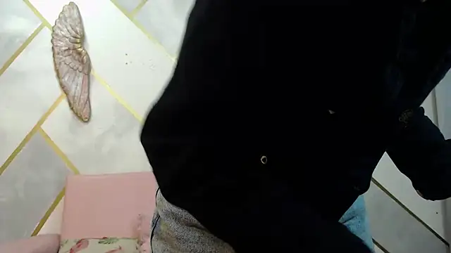 RoxanaCyrano_'s Live XXX Chat