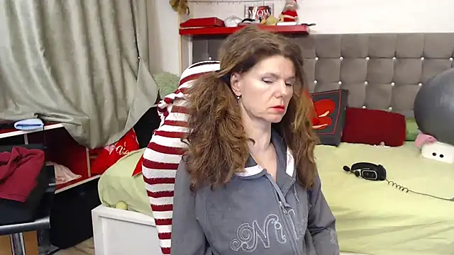 kellyterapy Adlı Modelin Canlı XXX Sohbeti