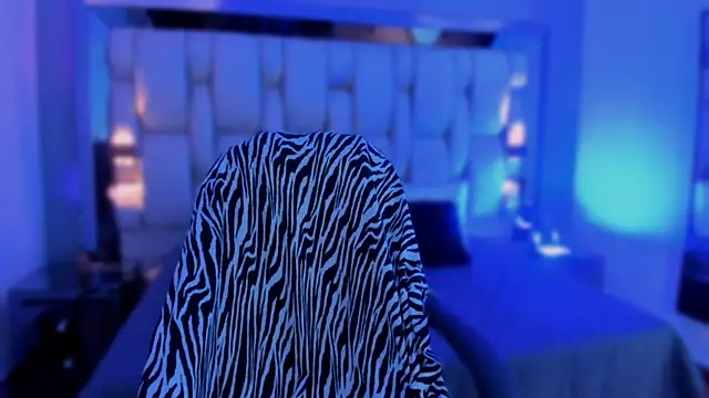 Онлайн чат XXX revenmiller_