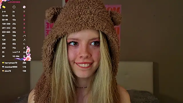 Chat XXX en directo de TiffinyMergist