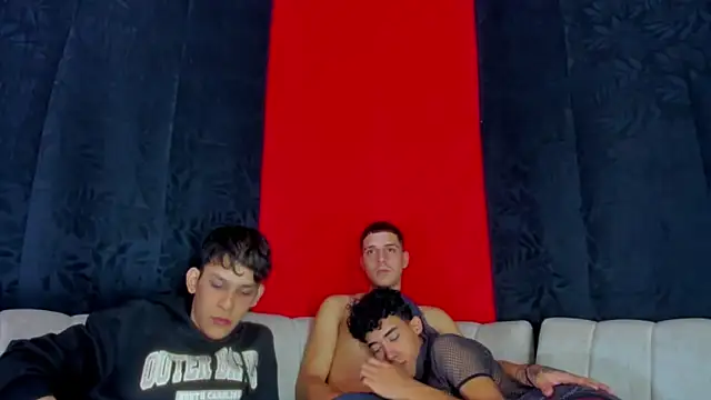 Онлайн чат XXX Pleasure_boys_hot