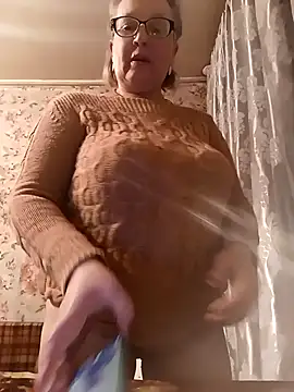 Cerd_Ayaz 即時 XXX 聊天