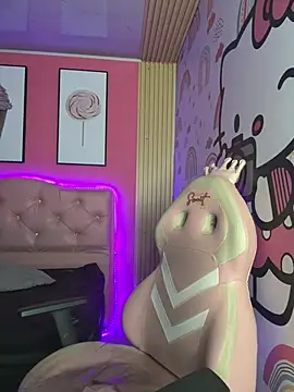 Emily-teen 现场XXX聊天