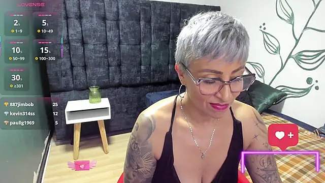 Charlotte__Gray Live XXX-Chat