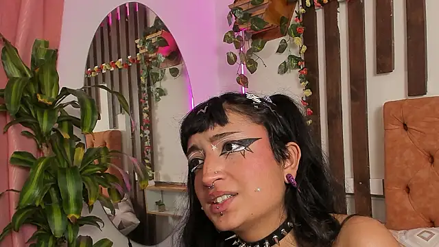 MeowMota_'s Live XXX Chat