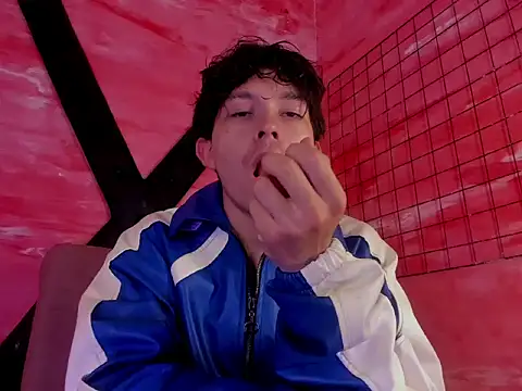 Онлайн чат XXX Eliot_X