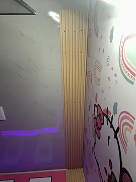 Emily-teen's Live XXX Chat