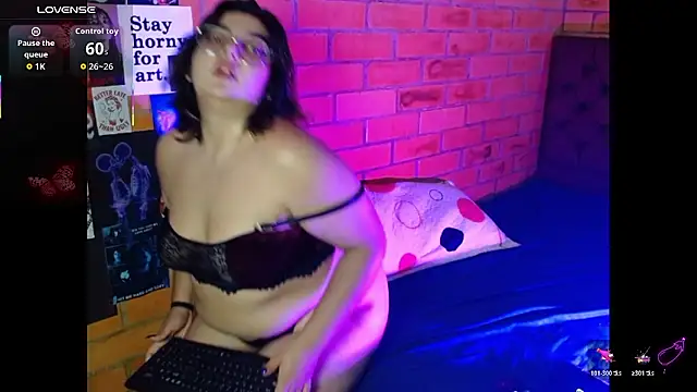 Roxy_f_w Chat XXX in diretta