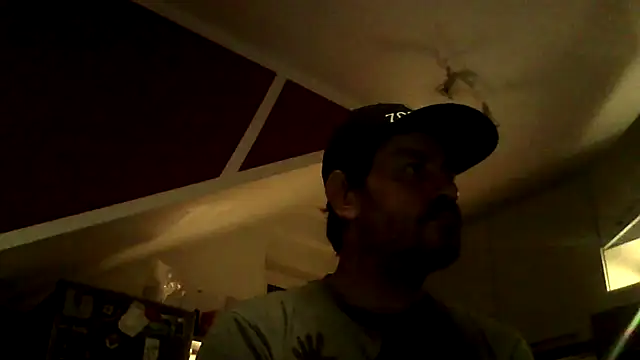 burnzzz81のライブXXXチャット