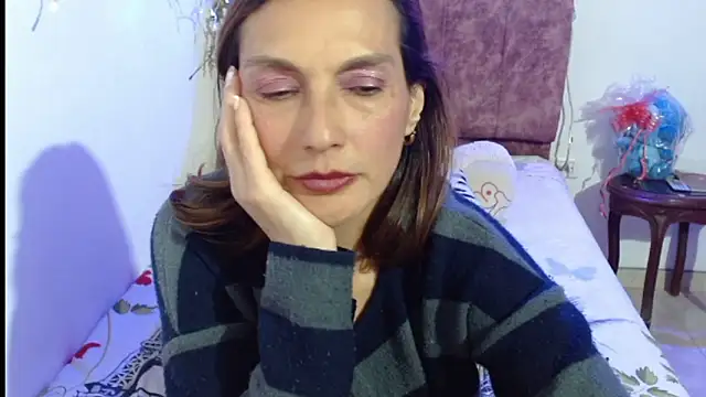 italagomez_ Live XXX Chat