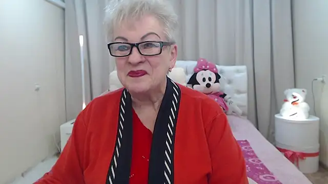 Chat XXX en directo de KayleSmoll