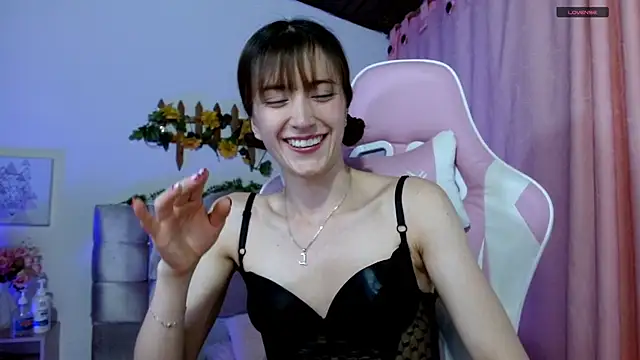 ChloeJohnsoon's Live XXX Chat