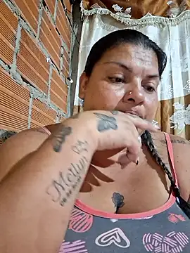 chubby_sexy_big_tits' Live XXX Chat